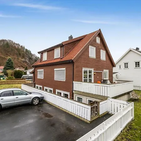 Apartment Bonderomantisk Leilighet Ved E-39. Bade Og Fiskemuligheter
