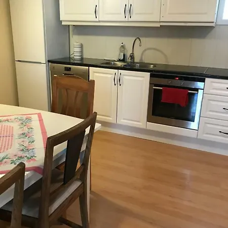 Apartment Bonderomantisk Leilighet Ved E-39. Bade Og Fiskemuligheter *